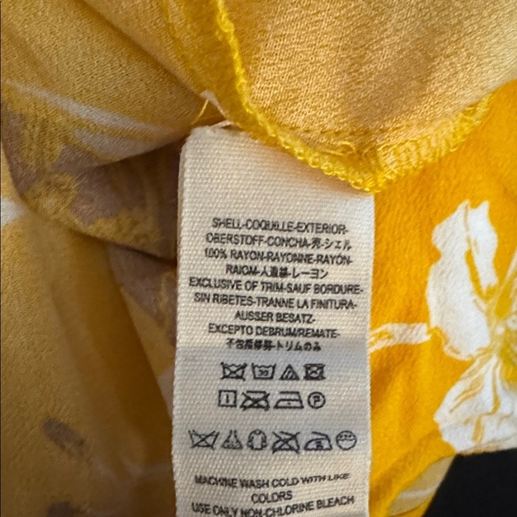 FREE PEOPLE FP Floral Yellow White Flowy Top Boho Size S Feminine Bell Sleeve - Picture 6 of 7